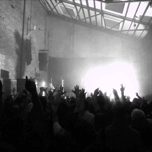 Maximal Techno