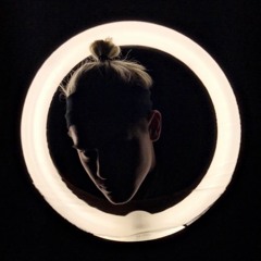 Whatchu want // Tanlines on the beach