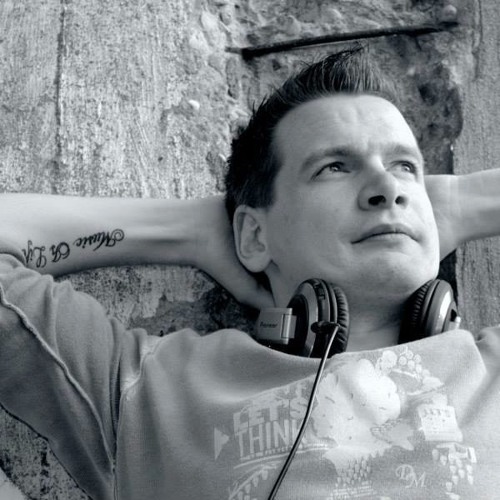 Michael More "Retro House Closing Set "