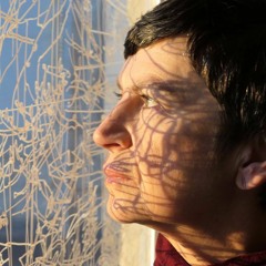 Gosia Wlodarczak, immersive drawing in the present moment