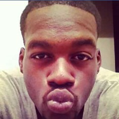 Ariana Grande- Im so into