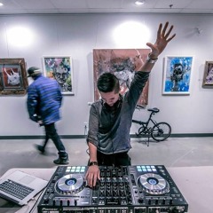 SuiteTalk 5: Bachelor SuiteTalk