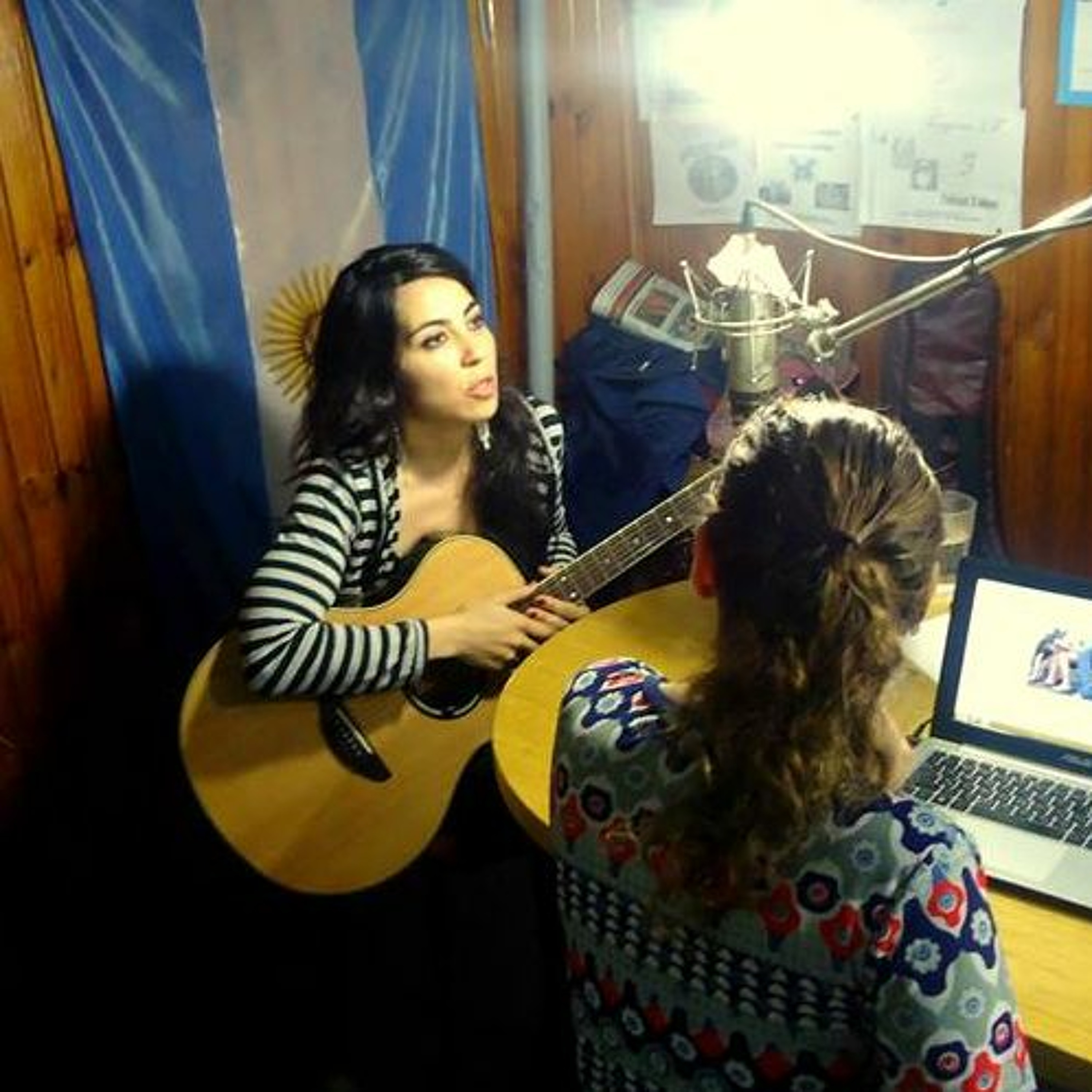 30/11/14 entrevista a Sara Flores, programa "Otros Aires" episode artwork