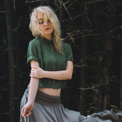 Vivienne Mort feat. Morphom Зустріч