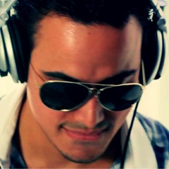 Beat 90.1 FM - Isai Rascon - 09/ 22/2017 - Friday 12:00 at Night