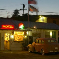 "They Dream Only of America" by John Ashberry, Read and Discussed by John Zeiss