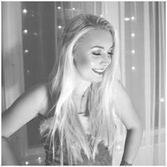 Talkin About A Revolution-Louise Lundin (Acoustic Cover)