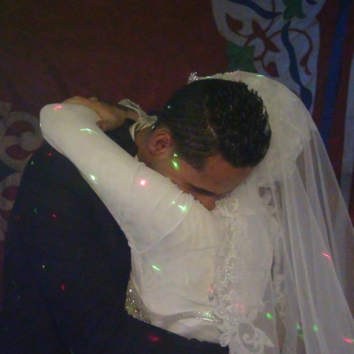 هو ده اللي حلمت بيه حبعمري 😍😍😍 نونتي دي هدية عيد جوازنا 😍😍