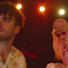 Tell Me How (Empty Arena Version) - Paramore - Music Video