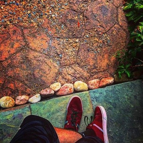 Walkin (Prod. DOC)