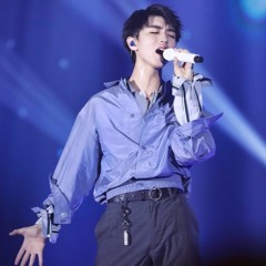 Gửi tôi của tương lai - Vương Tuấn Khải LIVE | 给未来的自己【与过去的自己对唱版】 - 王俊凯