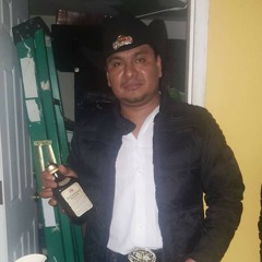 020 El Michoacano.-Grupo Distinguido.mp3