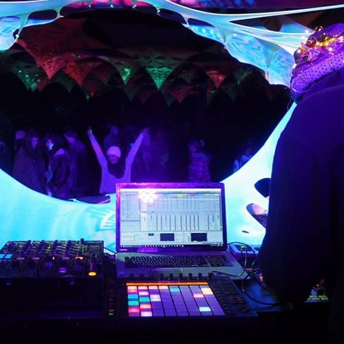 Logman n Pstump live @ Earthdance WA