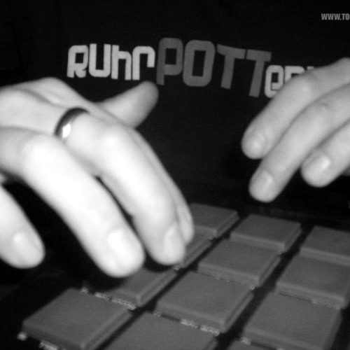 FREEDOM Ft. Menace OBEZ, Pure Doze, Inferno79, DJ CoachOne