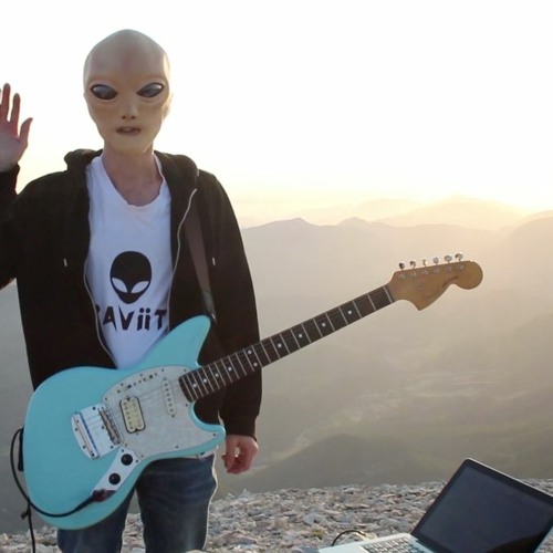 GRAViiTY - Rising Sun (MP3 quality)