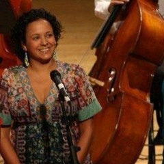 Romance En La Lejanía (Amanda En Cayapa En La Embajada Venezolana En Uruguay)