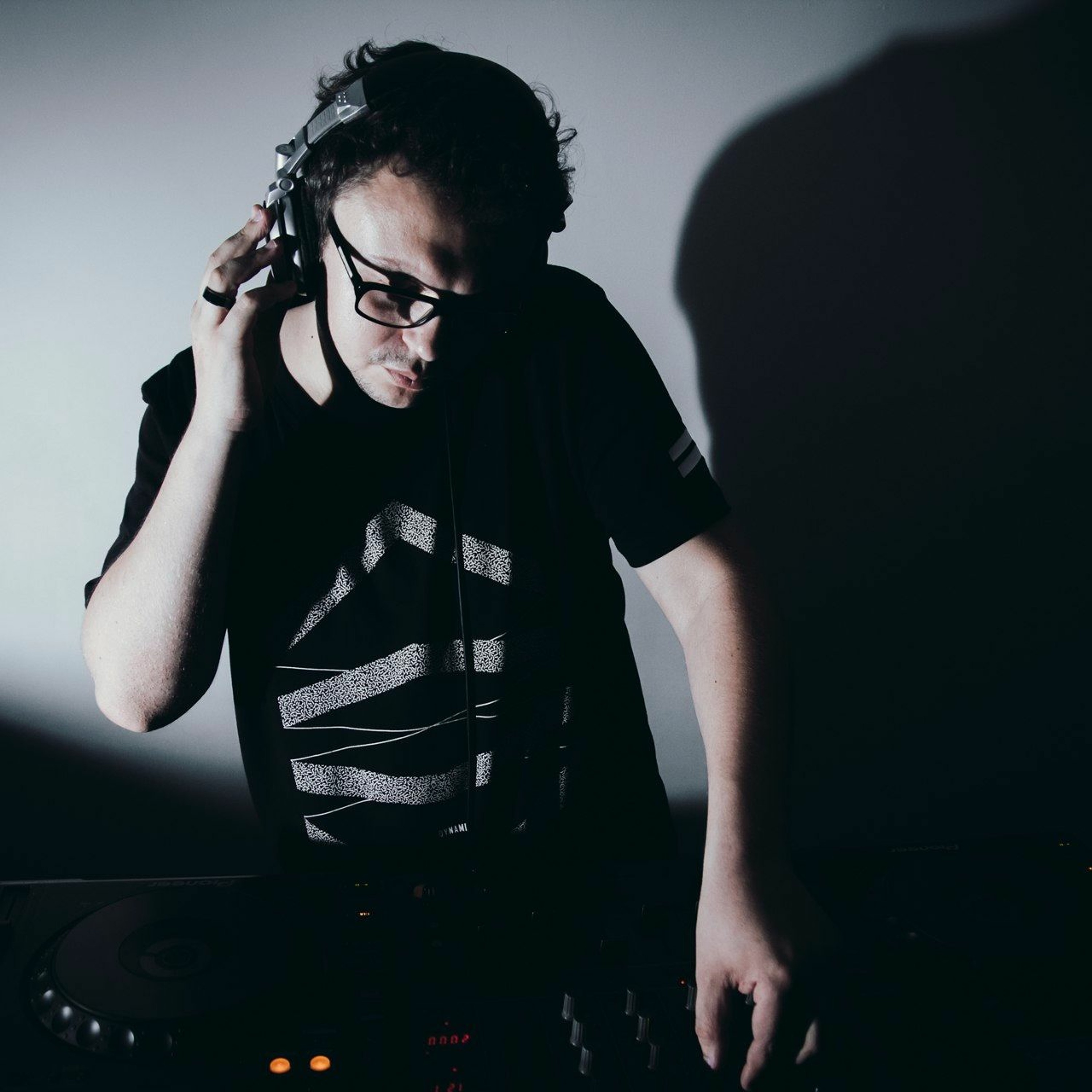 Vadim Indigo (DP-6) - Live @ Rob Roy Lab (2017-09-29)