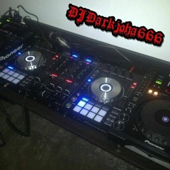 Metal versionado en hardtechno