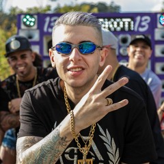Mc Hollywood - Rapidamente Treme O BumBum ( DJDOUGLINHASMPC )