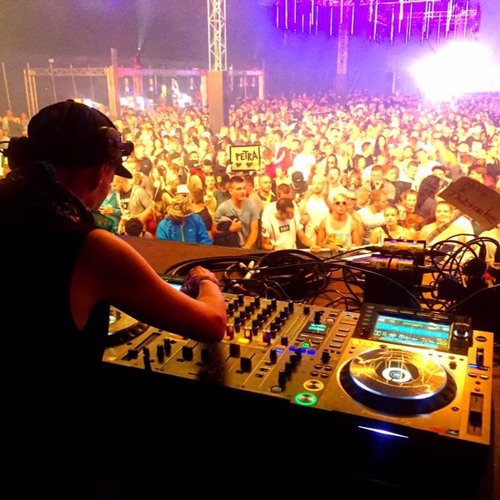 Petra Struwe @ Heritage Is Here! 15 Years Of Techno At Rohtabak 30.09.2017