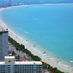 October with friends live from Pattaya By Pascal B