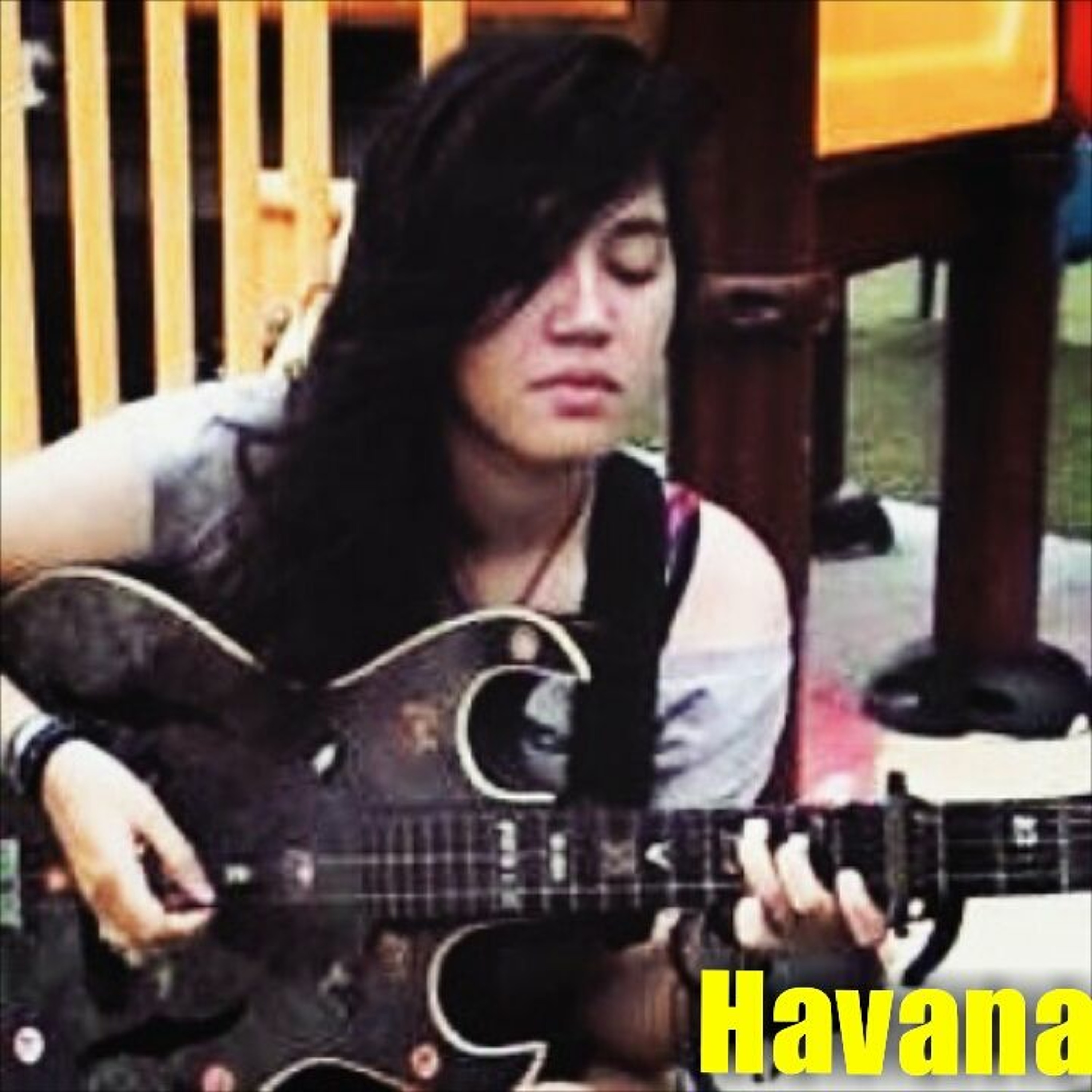 Roxy_Barreto