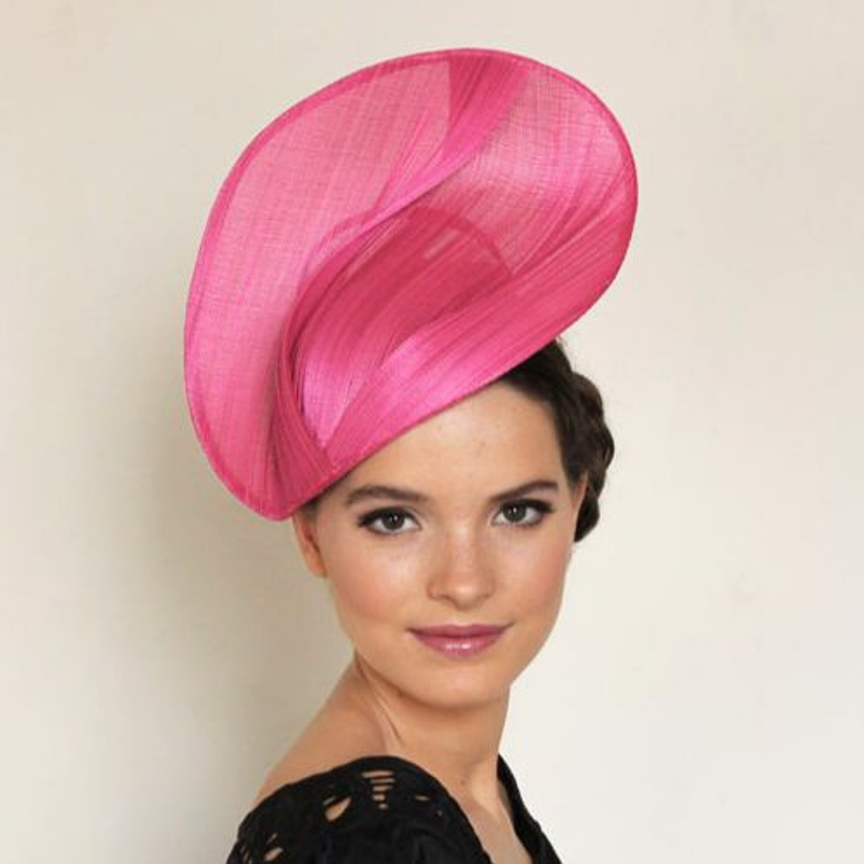 Bonnie Evelyn - Millinery.Info