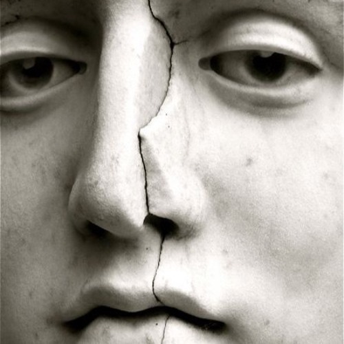 Yüzün Diyorum - Irmak Eriş