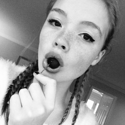 LILgaggINthOt - thE thOtEst Of thE thOt