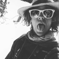 Wake Up. (don't worry) ft. Symphony