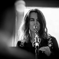 Seven Oaks 'Love In Motion' (demo - work in progress)