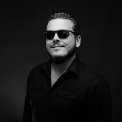 Bleeding Fingers on Electric Guitar - Hans Zimmer