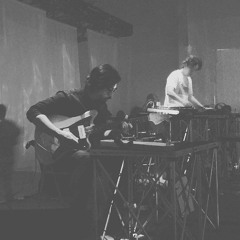 Fuzz Lee (elintseeker) + Awk Wah: Live improvisation at 72-13. 7th July 2017.