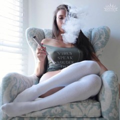 YVNG MAYER - C L A $ I C O.