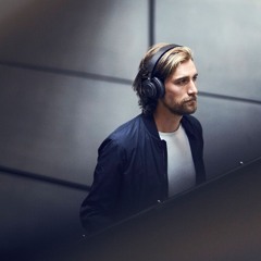 Beoplay H9 headphones - Rasmus Zwicki