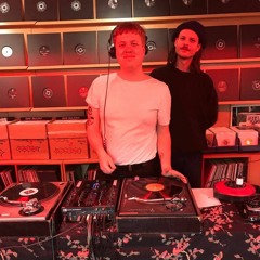 Instore DJ set with Sewer Sender at Snickars Records 171007
