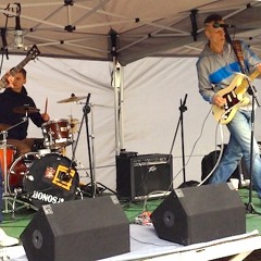 PLYA (Feat. Sara Elisa Alves)