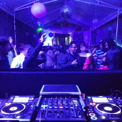 TiNi TuN @ Closure Black, Mexico City Sept 30th, 2017