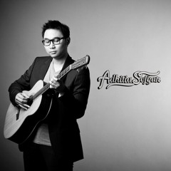 Adhitia Sofyan - Sesuatu Di Jogja (Live At Tarakanita 2017)