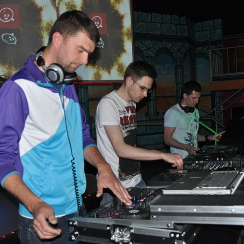 Luccio b - mello (melodee & luccio b classic mix)