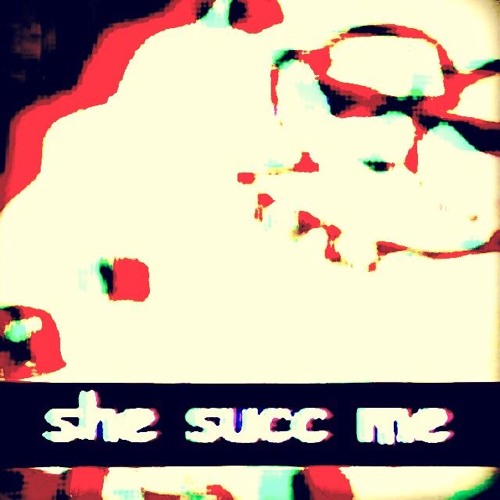 SHE SUCC ME THRU MY BOXR SHORTS