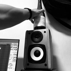 유한 (Prod by 702)