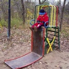 "Les p'tits connards - Le toboggan" par CTRL X