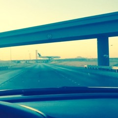 محدٍ من الناس صاحي يسهر يداوي جراحي | عبدالعزيز الضويحي