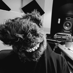 Brauner Bär - Water