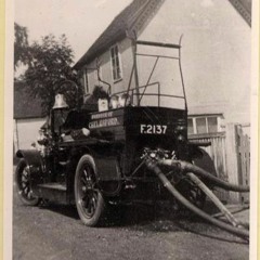 Stories about seeing local ghosts; history of ownership of Franklyn’s(SA 55/12/1 Part 19)