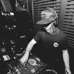 Synergy Fresh 92.7 guest set Halloween Special (Party Vs. Club!)