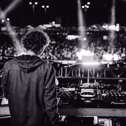 Frison - Hours ft. Cehryl (R.O remix)
