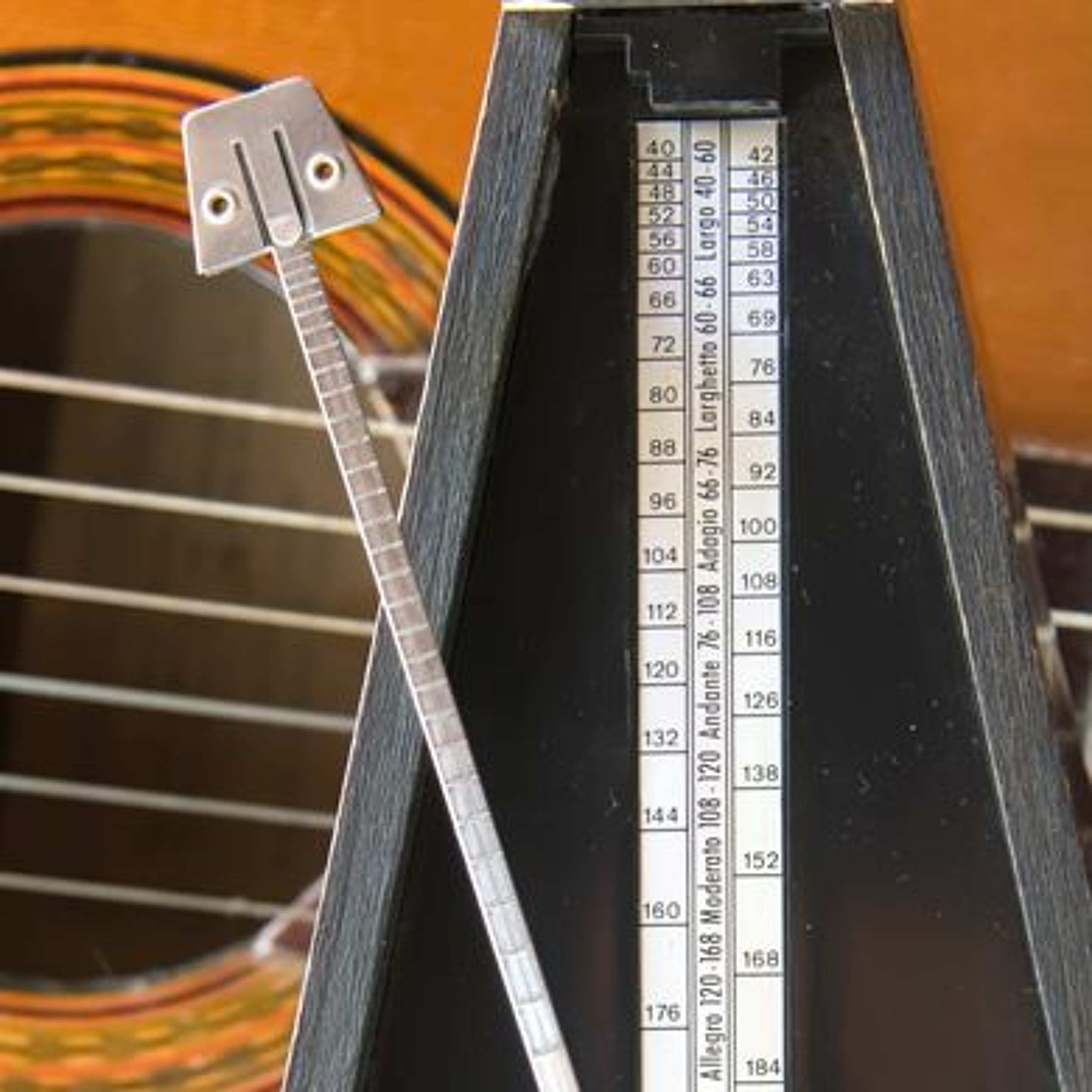 Guitar Lesson 22: A rationale for how to warm-up and organise your guitar practice schedule