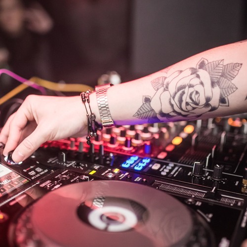 Set DJ Luke Borchardt Paris Show 2009
